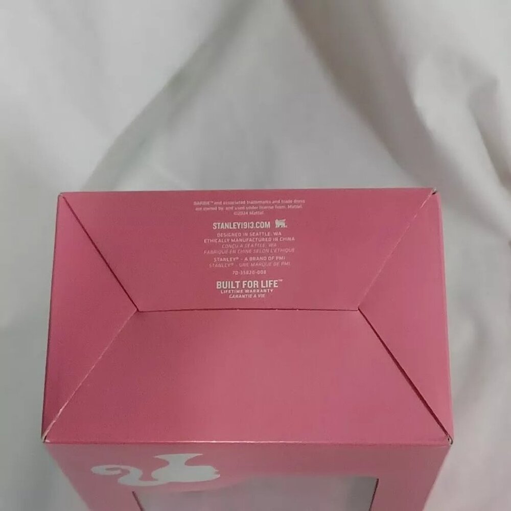 Stanley X Barbie Icon Flowstate Quencher 40 oz Tumbler Brand New In Box - Picture 8 of 8